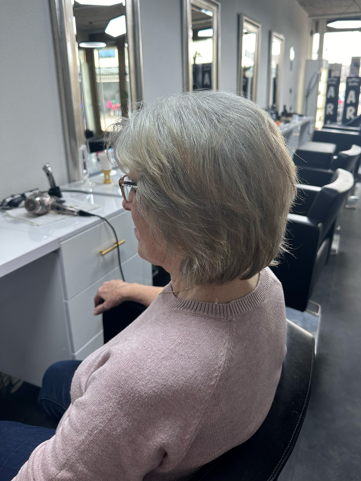 karussel bild frauen 2